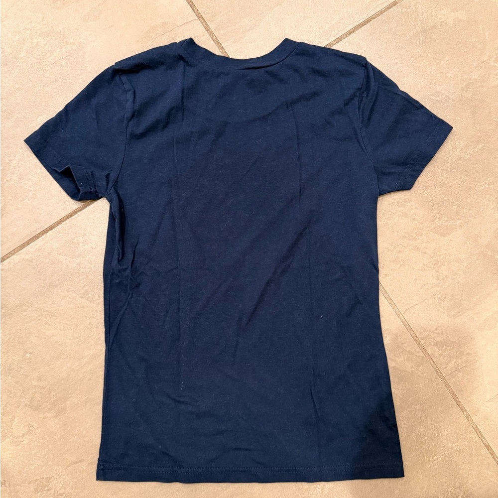 Vintage early 2000s Abercrombie & Fitch Navy Graphic Tee - Picture 3 of 3